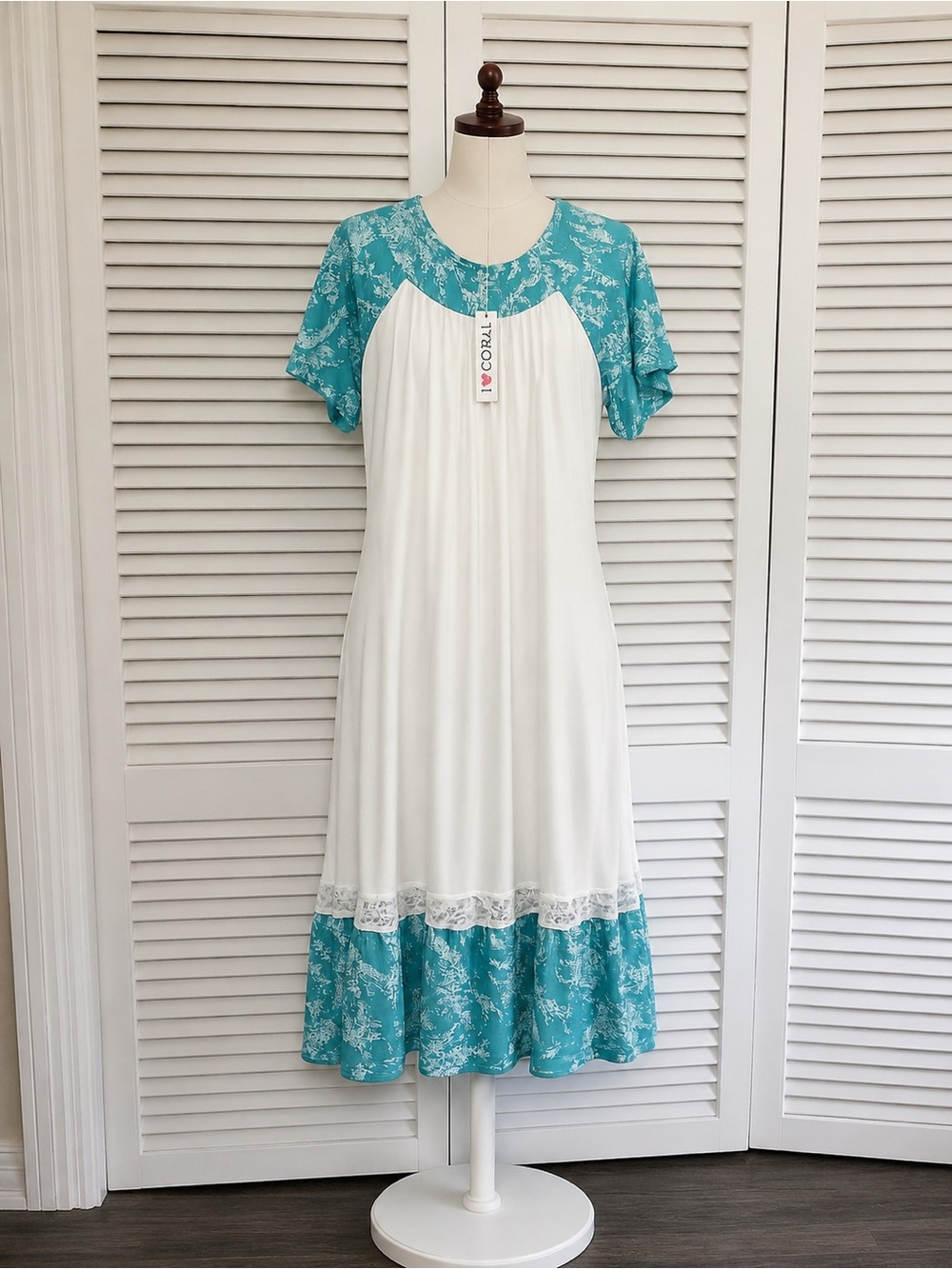 Corral Teal & White Short Sleeve Midi Dress with Lace Trim